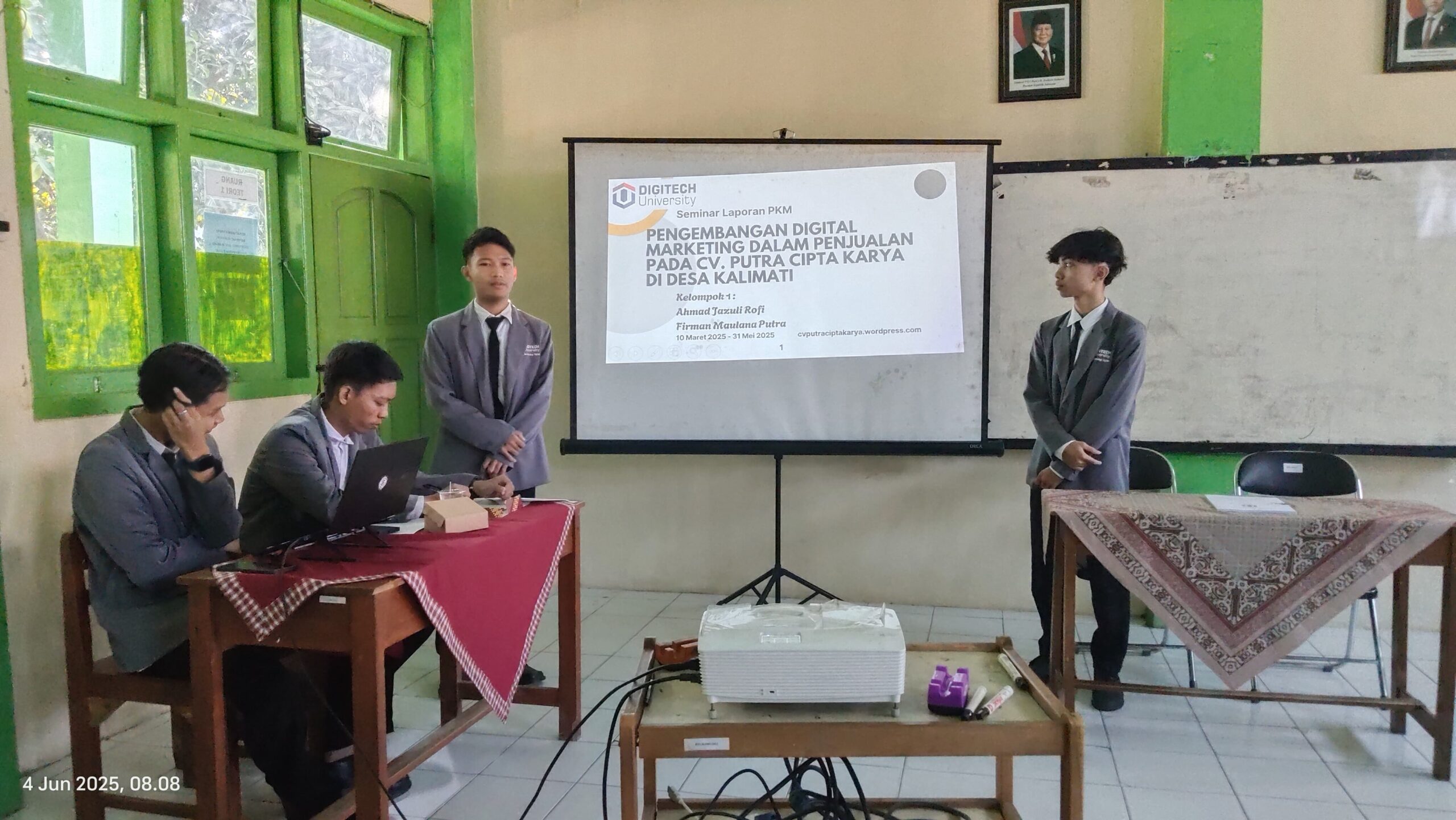 D3 Manajemen Informatika UTD PSDKU Tegal Gelar Seminar Pengabdian Kepada Masyarakat: Dorong Digitalisasi UMKM Tegal D3 Manajemen Informatika UTD PSDKU Tegal Gelar Seminar Pengabdian Kepada Masyarakat: Dorong Digitalisasi UMKM Tegal