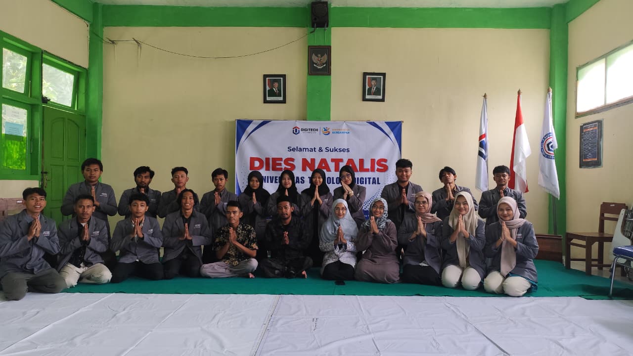 Peringati Dies Natalis, Universitas Teknologi Digital Gelar Pengajian dan Pemotongan Tumpeng