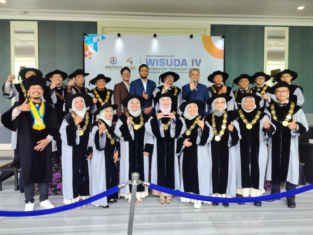 Wisuda ke-IV: Dr Supriyadi Rektor Digitech University Tekankan Kecakapan Digital dan Jiwa Entrepreneur di Era Peradaban Baru bagi 846 Orang Lulusan Wisuda ke-IV: Dr Supriyadi Rektor Digitech University Tekankan Kecakapan Digital dan Jiwa Entrepreneur di Era Peradaban Baru bagi 846 Orang Lulusan