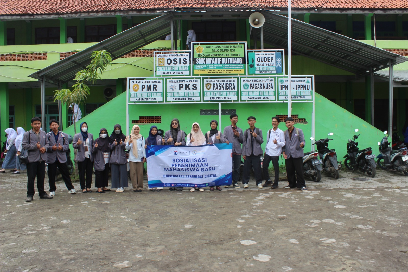 Universitas Teknologi Digital Melaksanakan Kegiatan Sosialisasi Ke SMK Ma’arif NU Talang