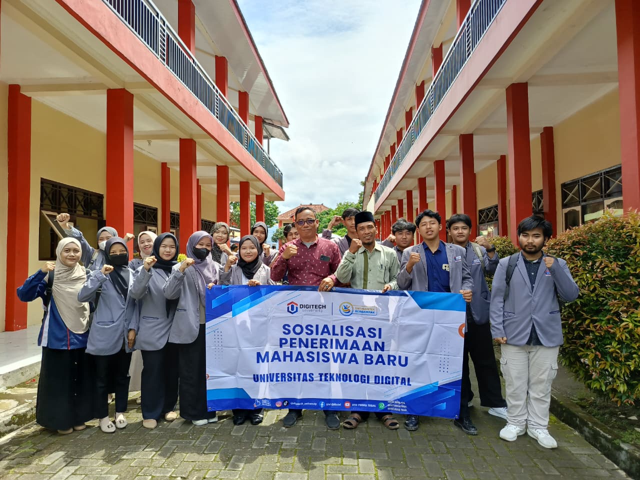 Universitas Teknologi Digital Mengadakan Sosialisasi PMB di SMK Alamiriyah Lebaksiu