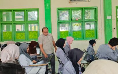 Universitas Teknologi Digital MENGADAKAN KULIAH UMUM PELATIHAN TOOLS WEB FRAMEWORK