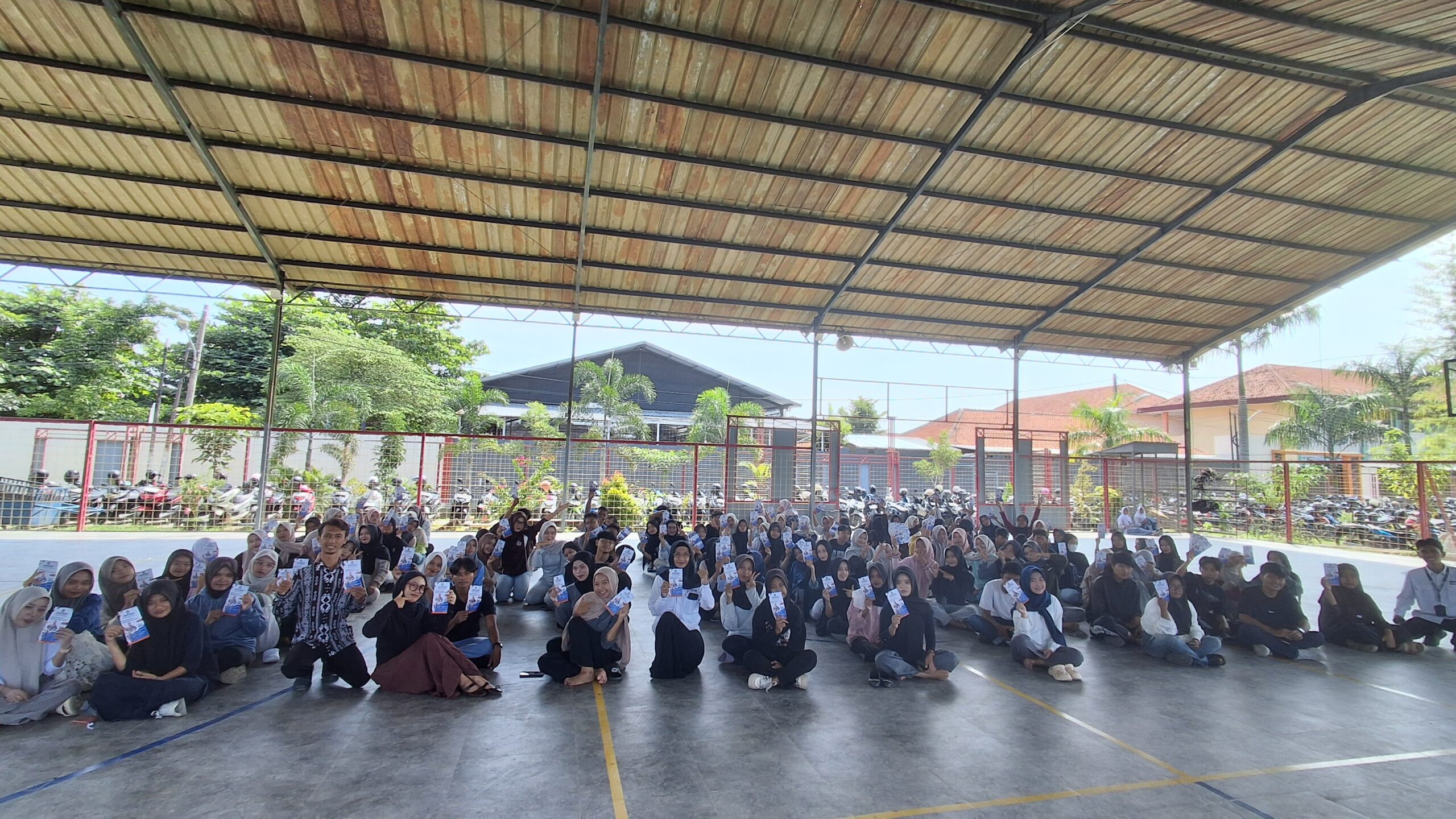 Universitas Teknologi Digital Mengadakan Sosialisasi Di SMK Ihsaniyah Kota Tegal